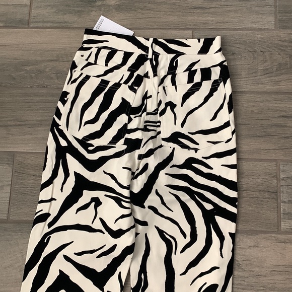 4th reckless Elsa hosk romee trouser in zebra - Picture 9 of 9